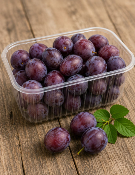 Barquette alimentaire plastique par 1368 pour conditionner 500g de fraises, prunes ou raisins